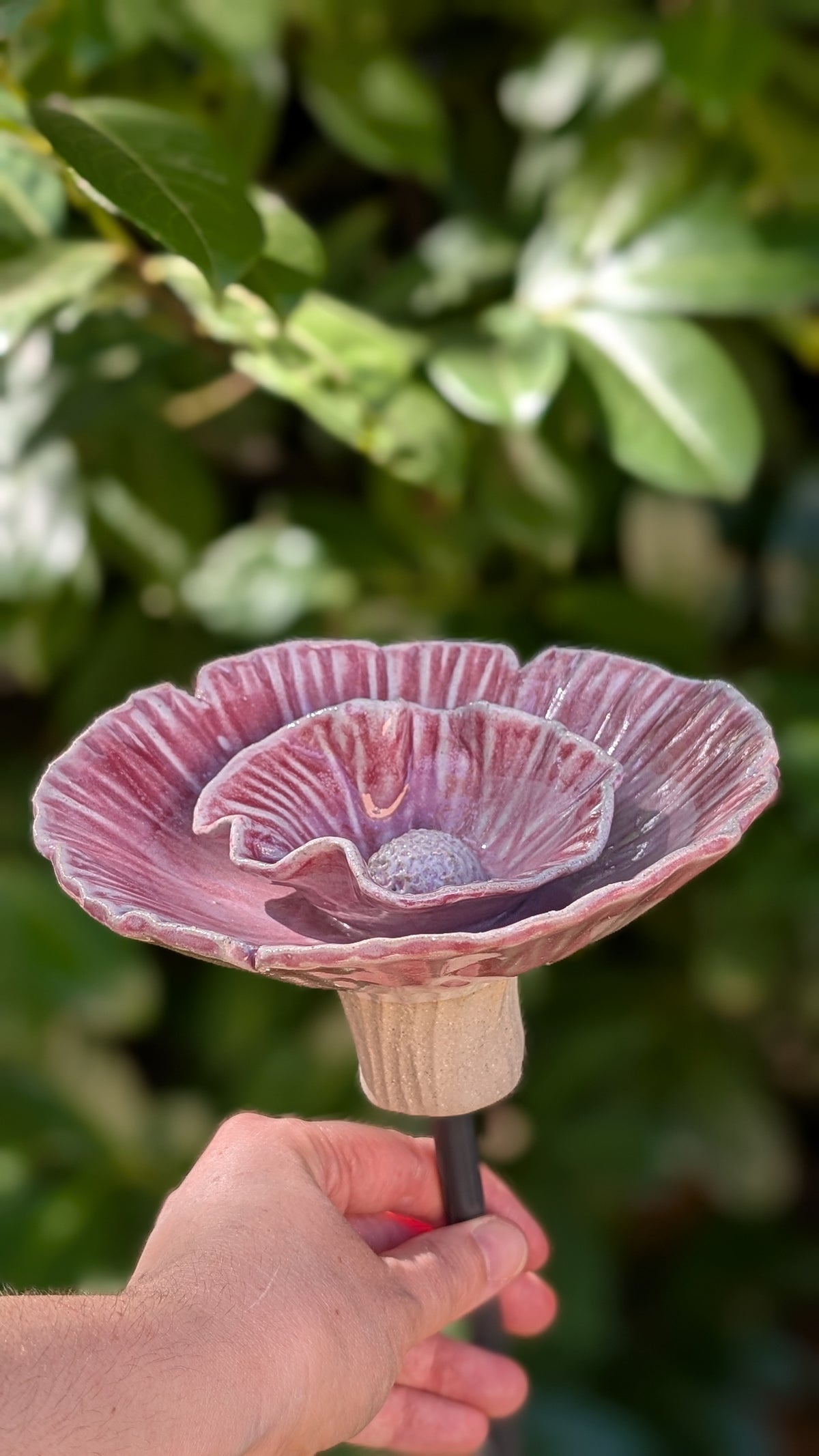 Grande Fleur abreuvoir pour oiseaux & pollinisateurs — Céramique artisanale - SUR COMMANDE